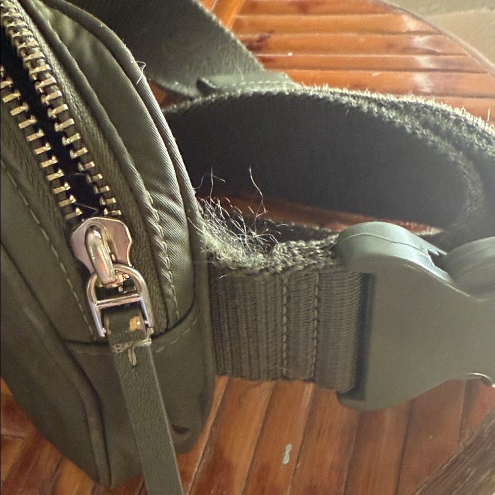 Tory Burch Olive Crossbody Bag - Picture 3 of 6